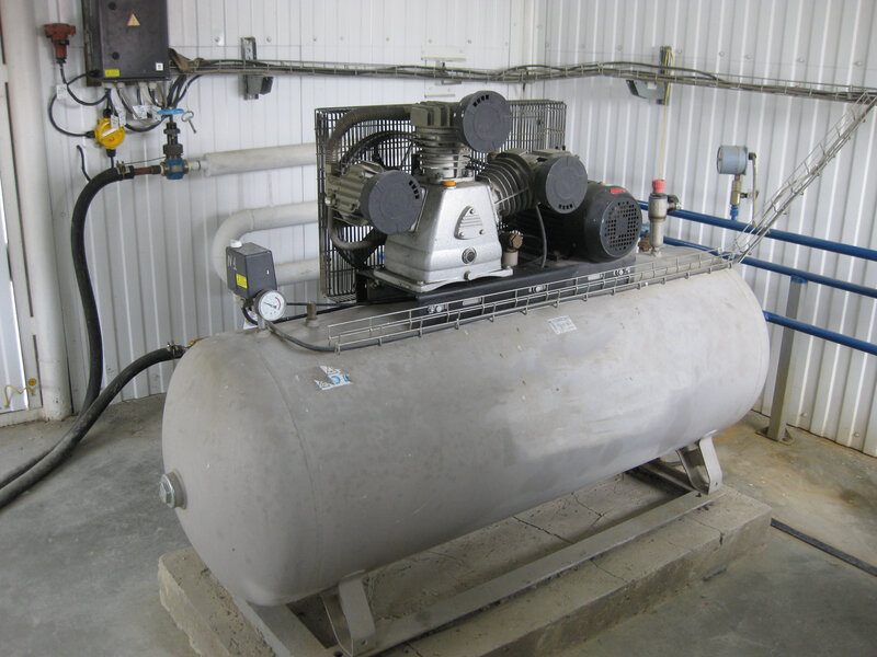 Reciprocating piston air compressor troubleshooting